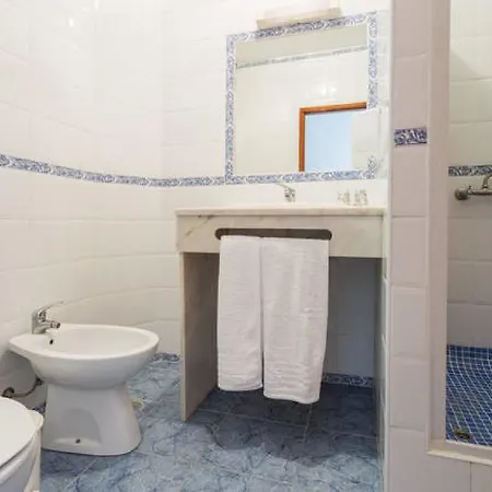 Residencial Capri By Umbral Gasthof 3*