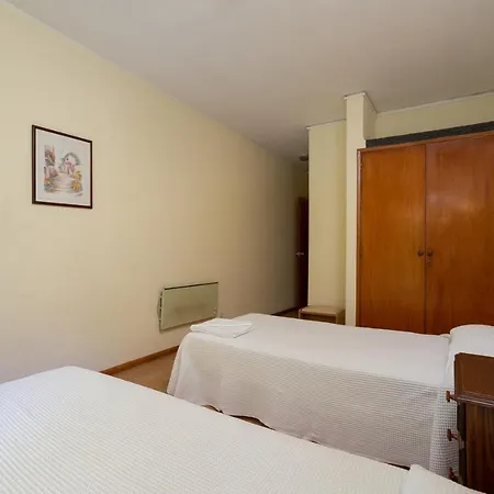 Residencial Capri By Umbral 3* אלבופיירה